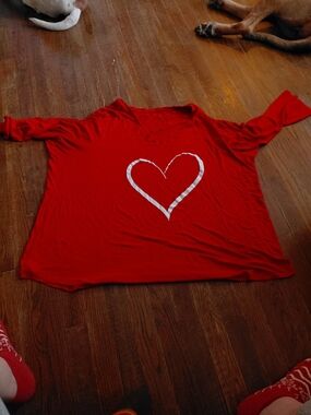 Red Heart-Print Women's Top